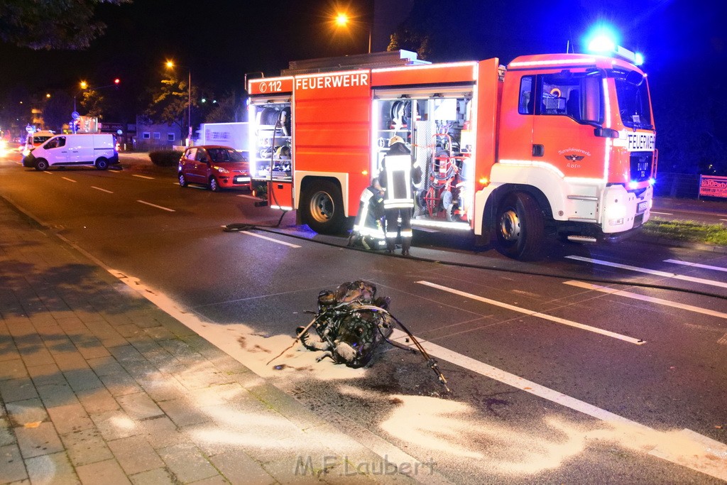 Schwerer VU Koeln Dellbrueck Bergisch Gladbacherstr Herler Ring P005.JPG - Miklos Laubert